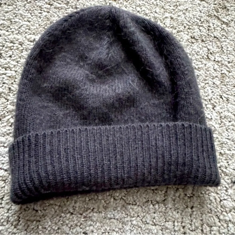 Primark Dark Gray‎ Acrylic Beanie